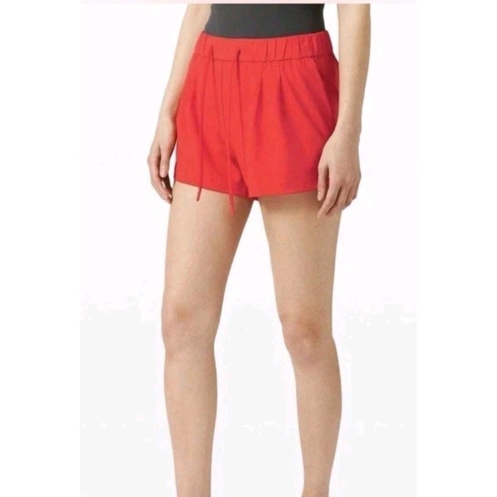 Lululemon Stroll at Sundown Shorts 3" Inseam Carnation Red Women's Size 8